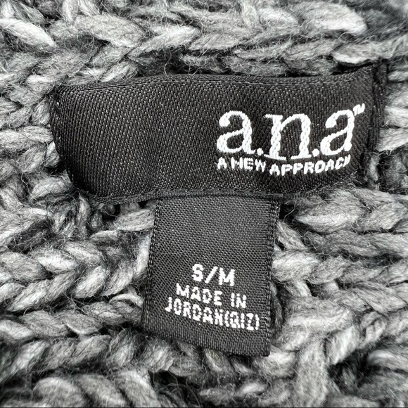 S/M A.n.a Grey Shrug Sweater Short Sleeve Open Cardigan Small Medium 4 6 8 10 - Picture 5 of 7